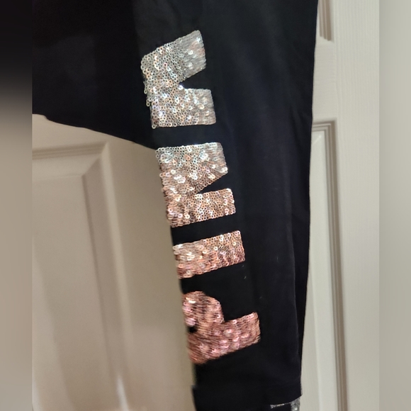 Victoria's Secret PINK yoga leggings - Picture 4 of 5